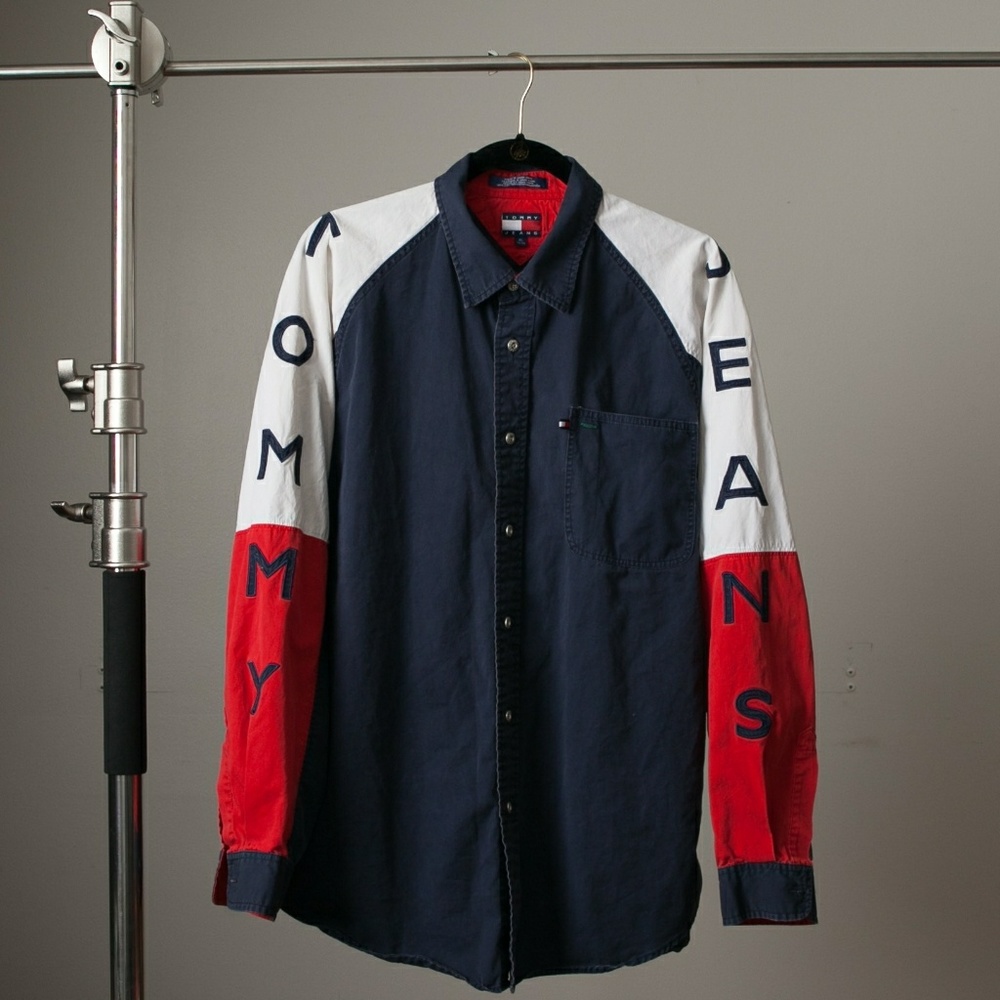 ❌SOLD❌ RARE 90s Tommy Hilfigure Button Down Shirt